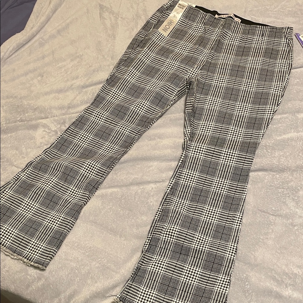 Tinseltown Black and White Plaid Flare Pants